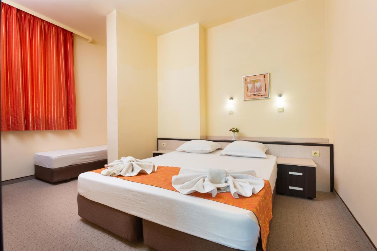 Hotel Julia Sveti Vlas Extérieur photo