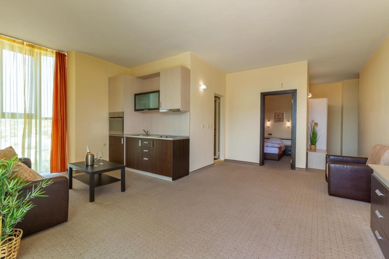 Hotel Julia Sveti Vlas Extérieur photo