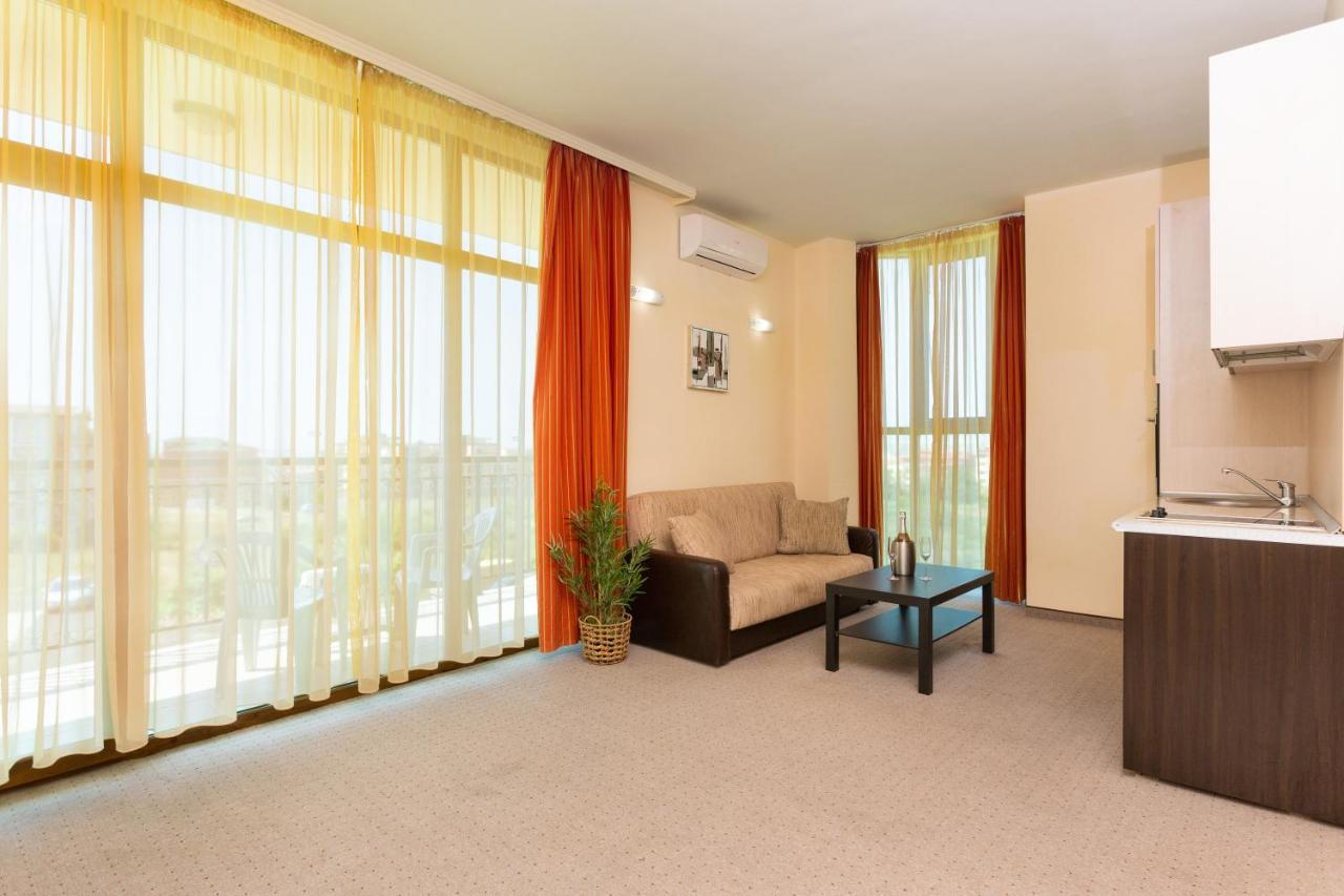 Hotel Julia Sveti Vlas Extérieur photo
