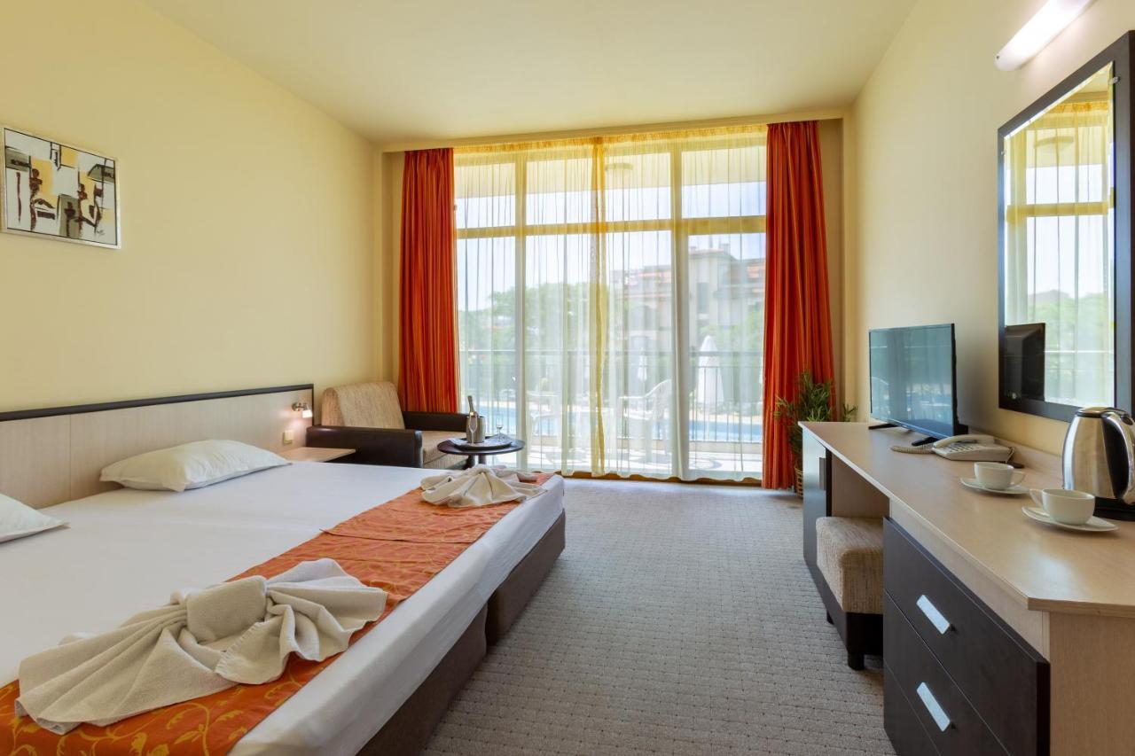 Hotel Julia Sveti Vlas Extérieur photo